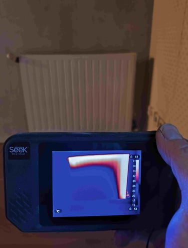 Radiateur complètement rempli de boue ne chauffe pas