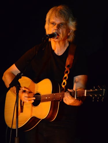 Xavier Renard à la guitare
