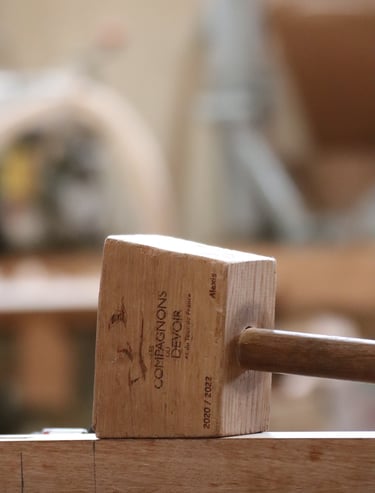 Marteau des Compagnons du Devoir, Alexis Maheut - Artisan Menuisier à Livry-Louvercy