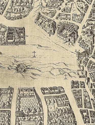 Antigua explanada vacía del Campo del Triunfo en Granada.