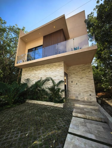 Casa en venta en Ciudad Mayakoba: lujo, naturaleza y plusvalía en Playa del Carmen