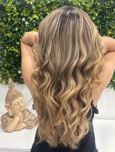 Melenas con ondas doradas