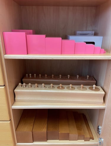Klassisches Montessori Material in der Montessori-Therapie Ludwigsburg