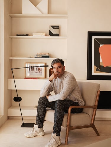 Professional LinkedIn headshot of an architect in Barcelona