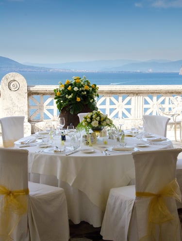 wedding flower arrangement