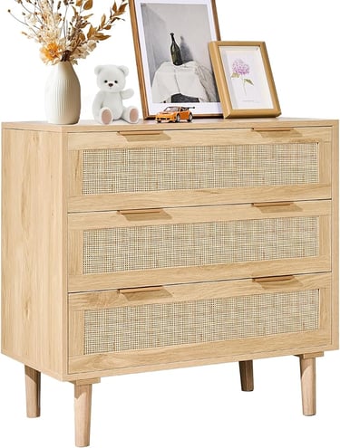 Compact Scandinavian Wardrobe for Small Bedrooms