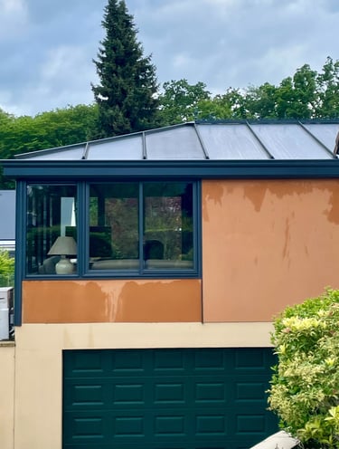 avant - après nettoyage de toit de véranda hénouville par m&m services pro rouen