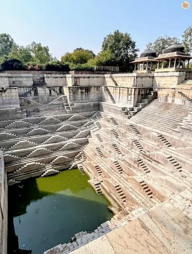 Symmetrical stepwell design of Dhabhai Kund in Bundi, showcasing its geometric beauty and historic architecture.
