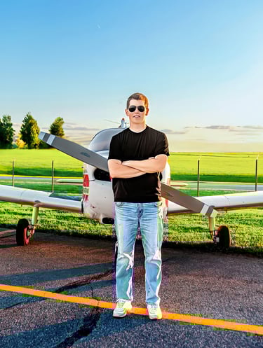 Senior Picture Photographer. Lancaster PA senior pictures. Manheim PA senior pictures. Hershey PA senior pictures.