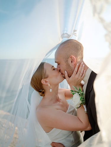 Minimal Wedding in Ios Greece