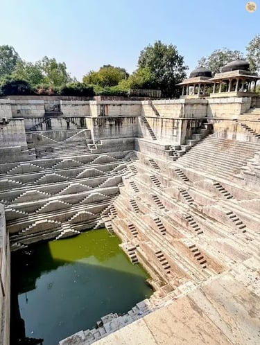 Symmetrical stepwell design of Dhabhai Kund in Bundi, showcasing its geometric beauty and historic architecture.