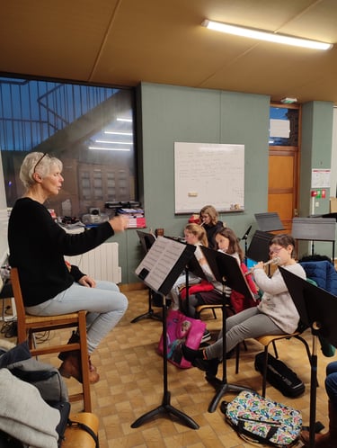 Claire CHAUVEL-professeur Avenir Ruglois