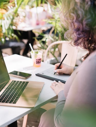 Sesión de terapia online desde casa, sin desplazamiento
