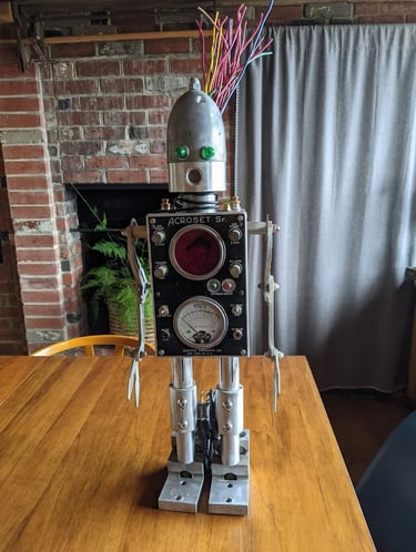 Talbotics robot sculpture at home in Santa Barbara.