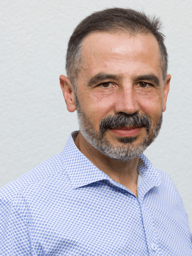 antonio recensione az