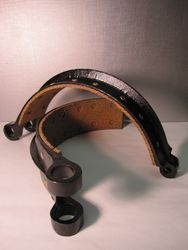 relined brake shoes and brake bands for classic cars and vintage motorcycles by the brake restoration experts at 260-426-3331