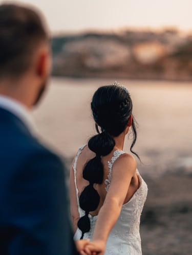 fotografia de novia en granada en su boda en la playa