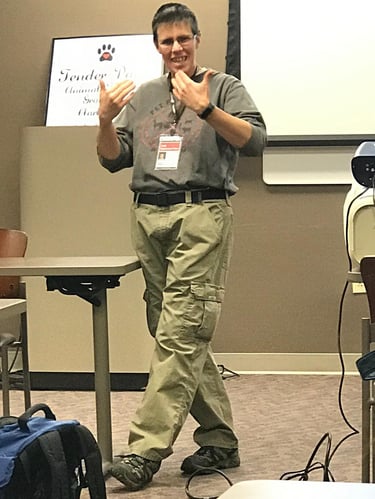 Tender Paws volunteer instructor Judy conducts the Pet Partners Handler's Course.