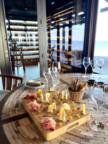 kudadoo maldives wine & cheese tasting