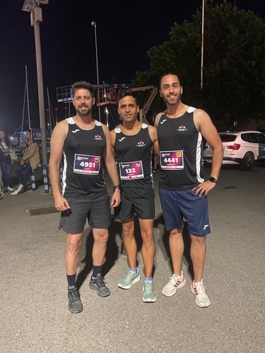 3 corredores esperando la carrera