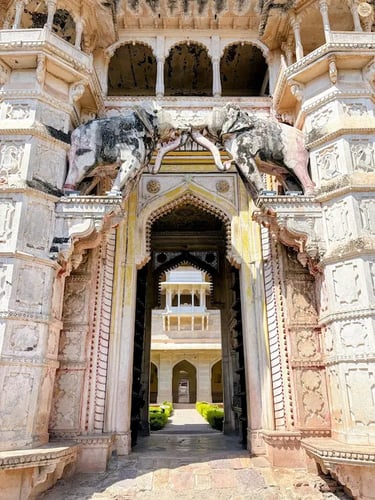 Hathi Pol at Garh Palace Bundi — the majestic elephant gate marking royal entry to the fort.
