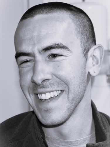 Dr Gonzalo Moya vétérinaire à champavet