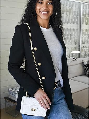 SG SUGU Small Quilted Crossbody Bag – trendy mini shoulder bag with gold chain