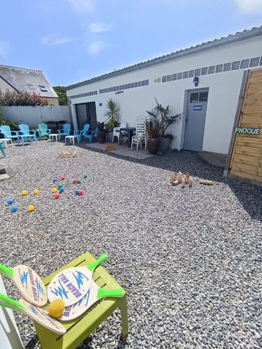 groupe peinture - groupe activité manuelle - logement de groupe - gite retraite yoga – 22 personnes