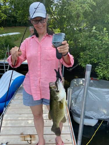 Client caught large bass in Outaouais lakes near Ottawa