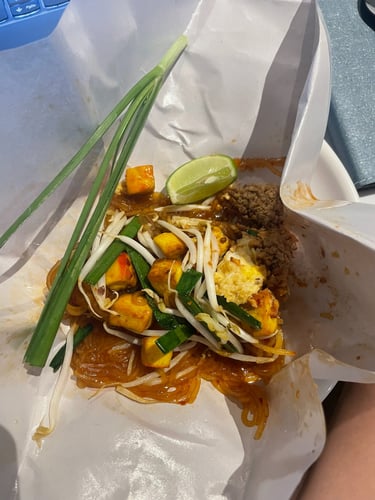 pad thai streetfood bangkok