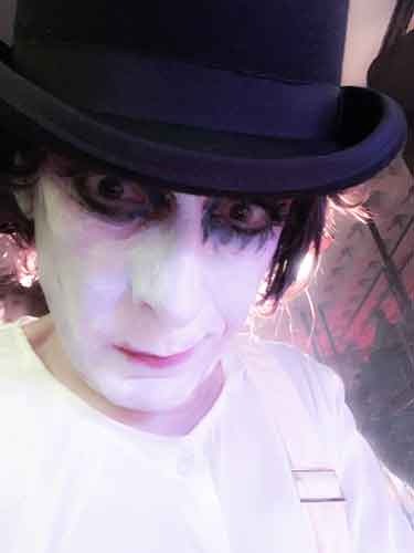 David Noir • un homme au style Orange Mécanique