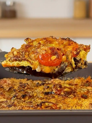 Vegetarian baked casserole recipe with pesto cream and savory crumble