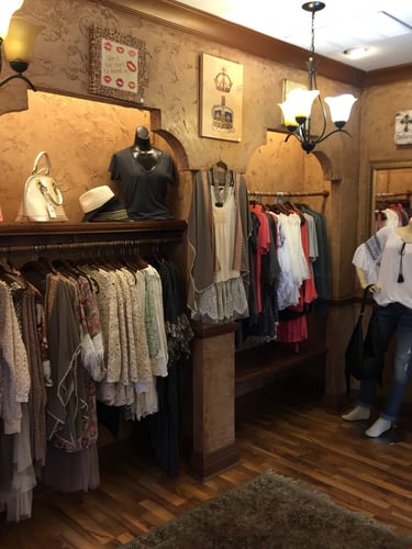 Bella Donna Boutique renovated and finished store