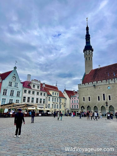 Raekoja plats, la Place de l'Hôtel de Ville de Tallinn