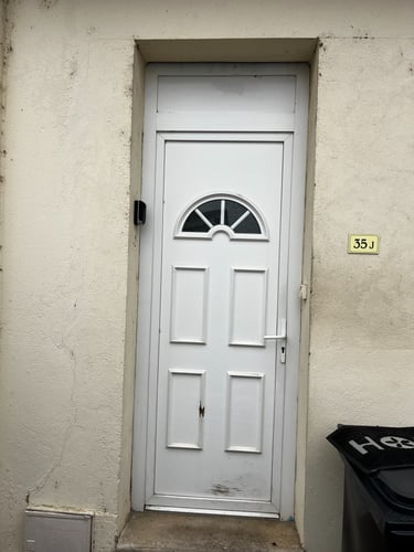 porte d'entrée avant remplacement par lepezel fermetures