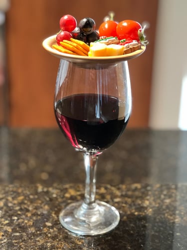 wine glass snack plate