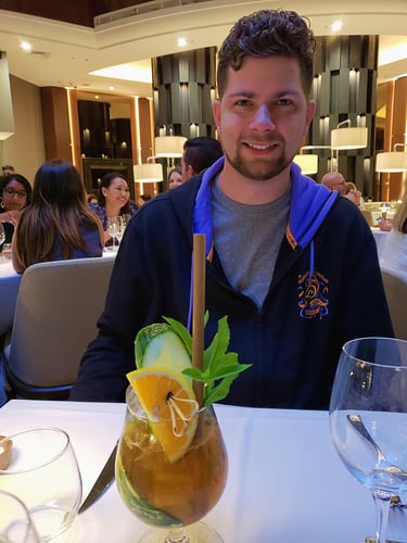 Steven enjoys a libation at Silvesters in Sydney, Australia