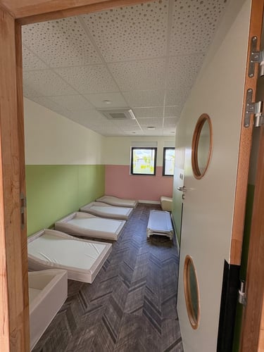 Dortoir crèche à Mennecy (Essonne) - Le Village Enfantin