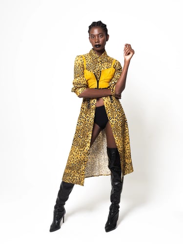 fotografia-de-moda-shooting-em-estúdio-com-modelo-por-Gustavo-Rodrigues