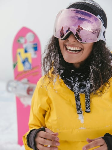 mujer sonriendo