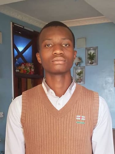 Basubi Lambert – Community Manager