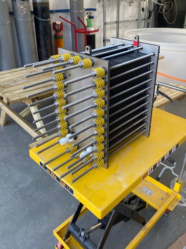 Alkaline electrolyser stack