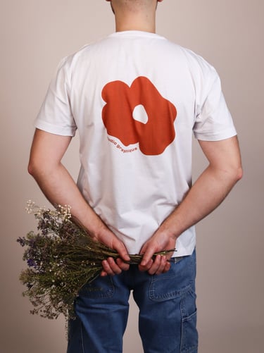 Branding - t-shirt Soleado studio - studio de graphisme à Liège