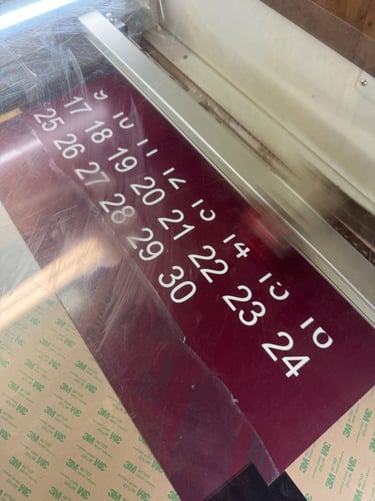 Gravure laser etiquette laser Gravoply Trolase