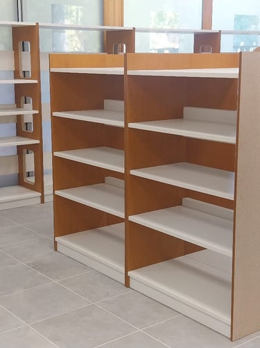 100% matériaux upcyclés  Fabrication locale Réalisation par un atelier d'insertion. 