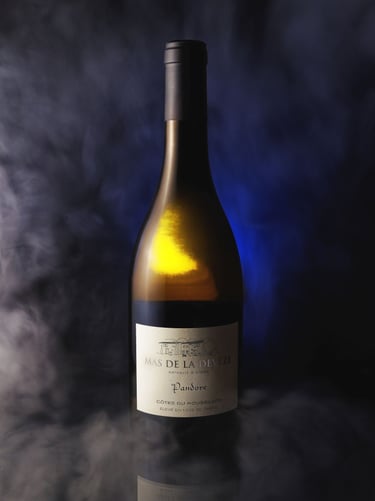 Photographie de bouteille de vin blanc Pandore - mas de la Deveze -thlmphoto