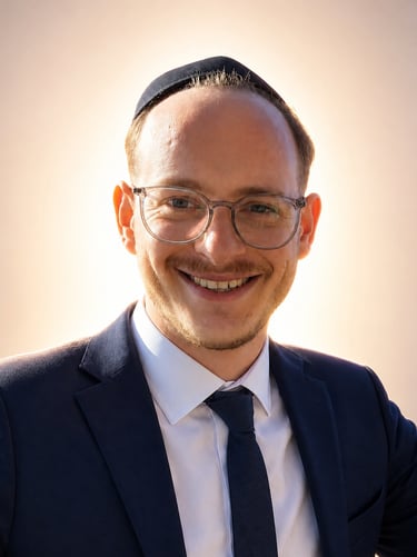 Efraim Dunner Headshot 2