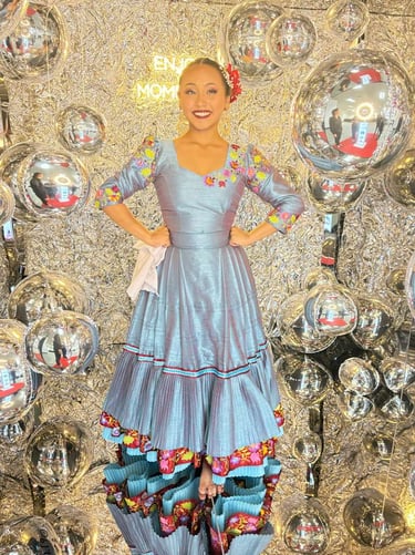 girl celebrating mirror cube