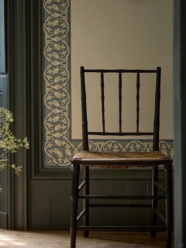 William Morris-inspired interior featuring botanical patterns, natural materials, and traditional Ar