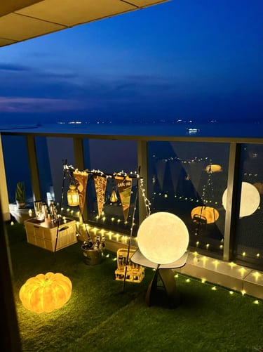 Warm decorative lamp for outdoor living spaces, suitable for balconies, patios, and cozy garden corn